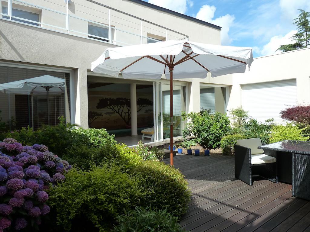 Les Deux Chenes Bed and Breakfast La Chapelle-Sur-Erdre Esterno foto